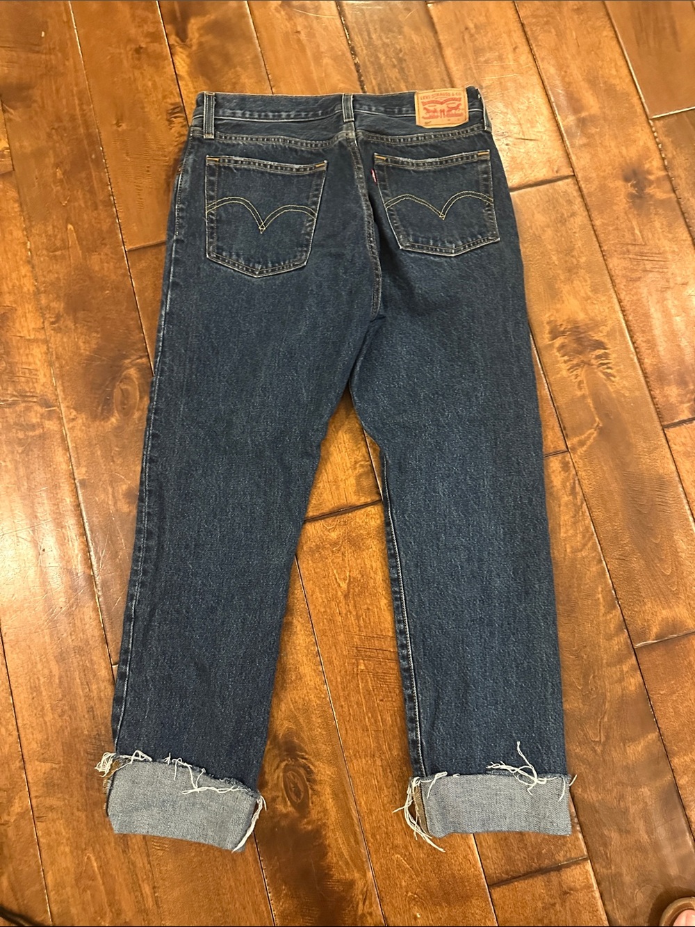 Levi's 501 Cuffed Straight-Leg Jeans 100%‎ cotton Waist 28, length 28 (cut)